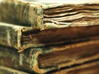 Tuần lễ trưng bày sách cổ