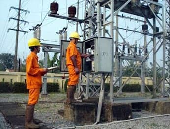 EVN đẩy mạnh đầu tư xây dựng nguồn điện 2010