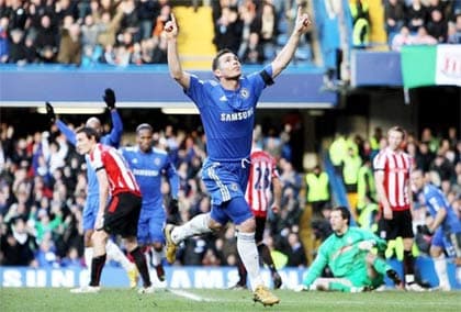 Chelsea hùng dũng tiến vào bán kết FA Cup