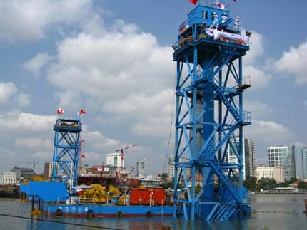 Tự hào người thợ Việt Nam