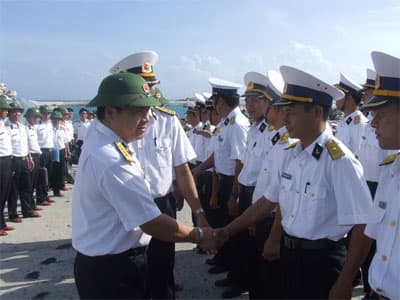 Xứng danh đảo nhỏ anh hùng