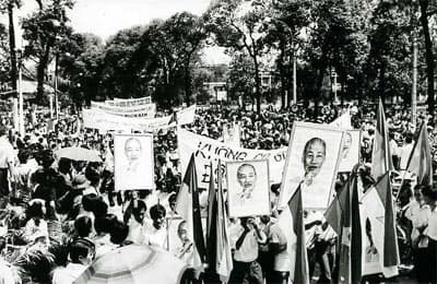 Tháng Tư 1975, nhìn lại