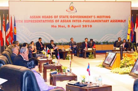 Các cơ quan lập pháp và hành pháp ASEAN đẩy mạnh hợp tác
