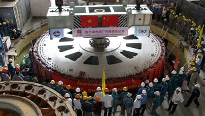 Lắp đặt thành công rotor tổ máy số 1 thủy điện Sê-rê-pốk 3