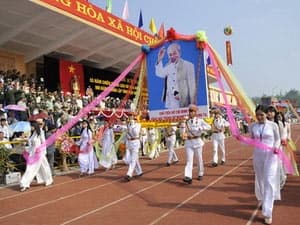 Nghệ An tổ chức rước ảnh Bác Hồ qua các thời kỳ
