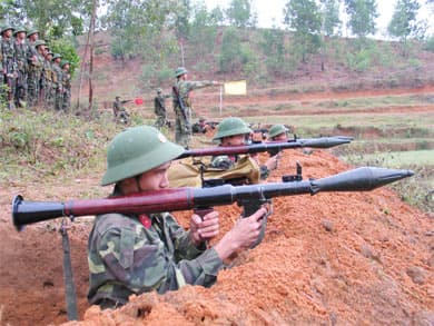Sôi động mùa luyện quân