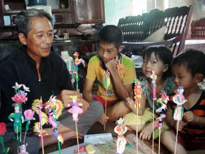 Sức sống làng nghề tò he Xuân La