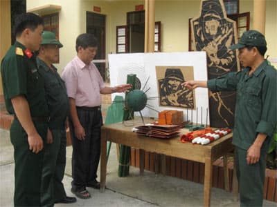 “Bộ đội sao vuông" của bản