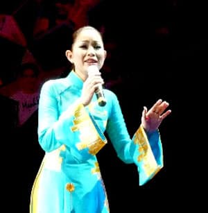 21 học viên tốt nghiệp lớp hoàn thiện đại học khóa 2