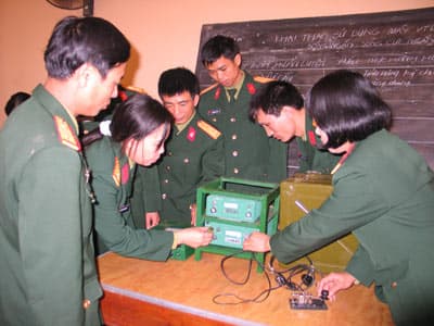 Một ngày ở đơn vị cánh sóng