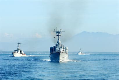 Một lòng với biển