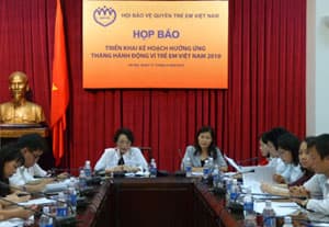 Trao hơn 500 triệu đồng cho trẻ em nghèo TP Hồ Chí Minh