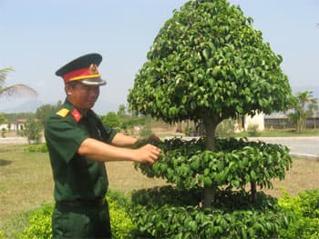 Đại đội trưởng “miệng nói, tay làm”