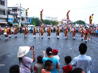 Lưu luyến hẹn ngày gặp lại
