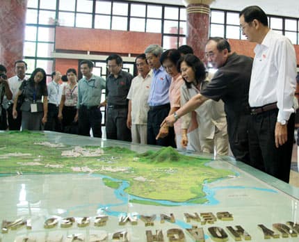 Chuẩn bị nhiều dự án luật còn chậm