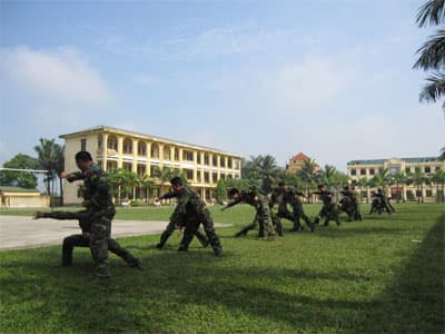 Bí quyết là “gương mẫu, đi đầu”