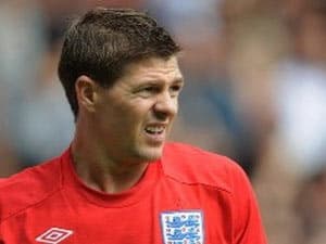 Gerrard lọt vào tầm ngắm của “Người đặc biệt”