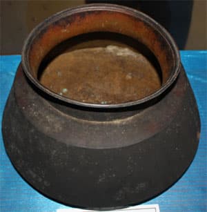 Chiếc nồi đồng nấu cơm phục vụ Bác Hồ