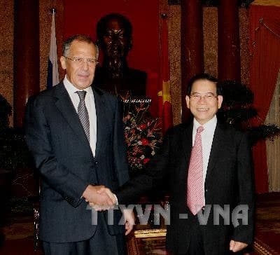 Chủ tịch nước Nguyễn Minh Triết tiếp Bộ trưởng Ngoại giao LB Nga
