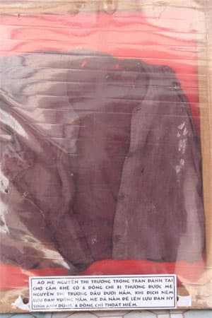 Tấm áo mẹ Cẩm Khê