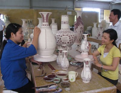 Gốm Chu Đậu khấp khởi mừng Đại lễ