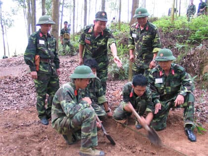 Khẩn trương, mau lẹ, cơ động nhanh
