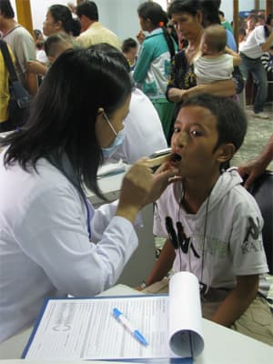 Khám và phẫu thuật miễn phí cho trẻ em bị dị tật vùng hàm mặt