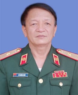 Tiềm lực con người trong thông tin quân sự