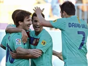 Barcelona hóa giải "lời nguyền" Vicente Calderon