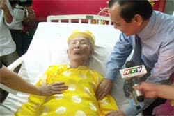 Mừng Giáo sư Trần Văn Giàu tròn 100 tuổi