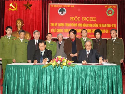 Ký kết chương trình phối hợp phòng chống tội phạm giai đoạn 2011-2015
