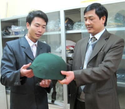 Mũ bảo hiểm chính quy, an toàn