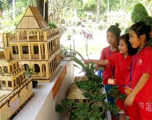 Gian trưng bày của bộ đội