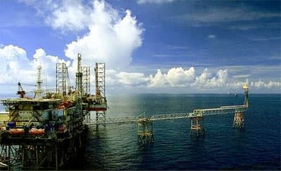 Khai thác tấn dầu thứ 190 triệu từ hai mỏ Bạch Hổ và Rồng