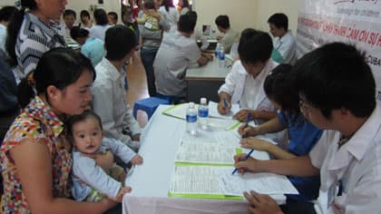 80 trẻ em bị dị tật vùng mặt được phẫu thuật