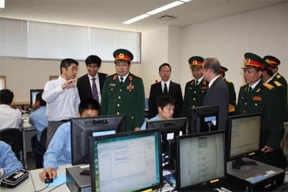 Đại tướng Phùng Quang Thanh thăm Đại học Phòng vệ Nhật Bản