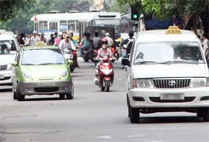 Nhiều hãng taxi tại Hà Nội không đủ năng lực vẫn hoạt động