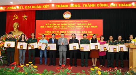 Tôn vinh tinh thần đại đoàn kết toàn dân tộc