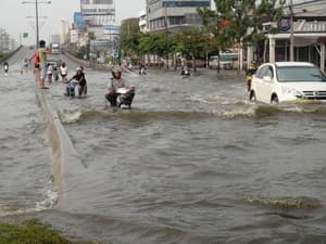 Thái Lan: Lũ bủa vây Băng Cốc