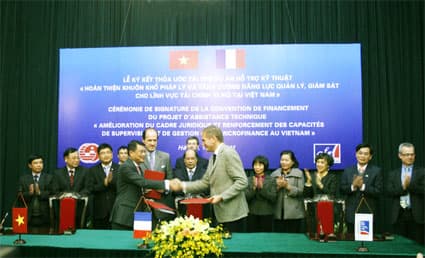 1,34 triệu USD hỗ trợ phát triển tài chính vi mô bền vững