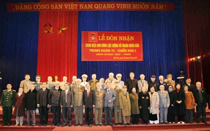 Trung đoàn 72 – Chiến khu I đón nhận danh hiệu Anh hùng LLVT  nhân dân