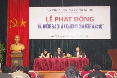 Phát động Giải thưởng báo chí về Khoa học và Công nghệ năm 2012