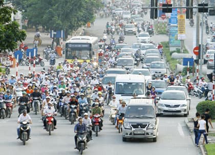 Bộ GTVT kiến nghị thu phí lưu hành phương tiện và ô tô vào trung tâm thành phố