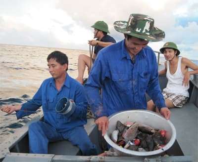 Câu cá ở Trường Sa
