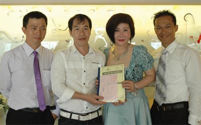 Công ty Hỷ Lâm Môn tặng nhân viên căn nhà 1 tỷ đồng