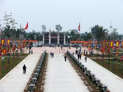 Lễ hội đền Trần Thái Bình năm 2011: Không cấp phát phúc ân