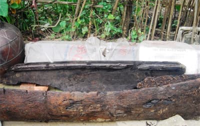 Lại phát hiện thuyền độc mộc cổ trên sông Hương