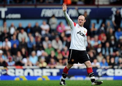 Rooney chói sáng, M.U vững ngôi đầu