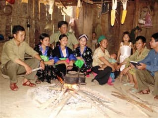 Tiếp tục khai hoang tạo việc làm cho đồng bào Mông di cư