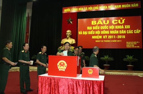 Các cơ quan Bộ Quốc phòng bỏ phiếu bầu cử đại biểu Quốc hội và HĐND các cấp